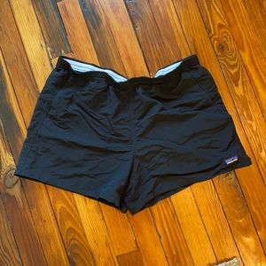 Patagonia baggies women’s shorts size XL